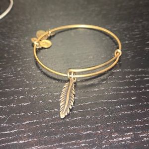 Alex & ani feather bracelet
